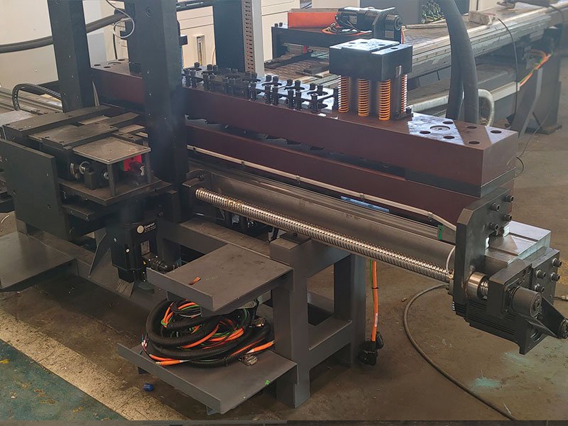 cabezal-8-estaciones-punzonado